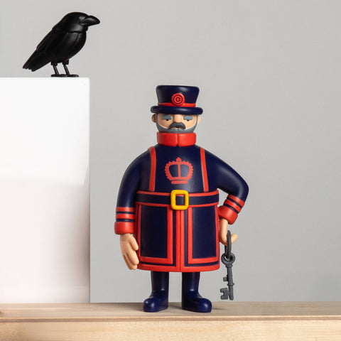 Beefeater & Raven Figure - London Souvenir - Historic Royal